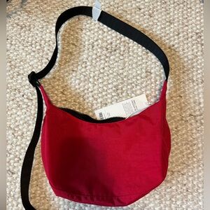 Baggu Candy Apple Red Small Crescent